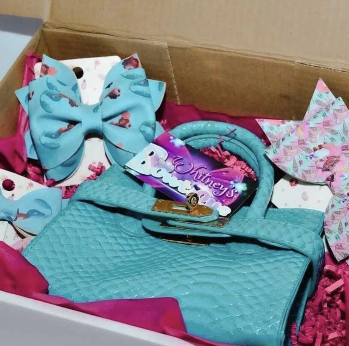 Whitney’s_Bowtique Whitney’s_Bowtique product 6