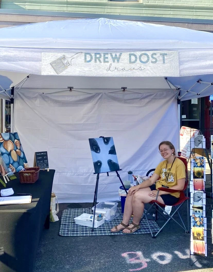 Drew Dost Draws booth setup 1