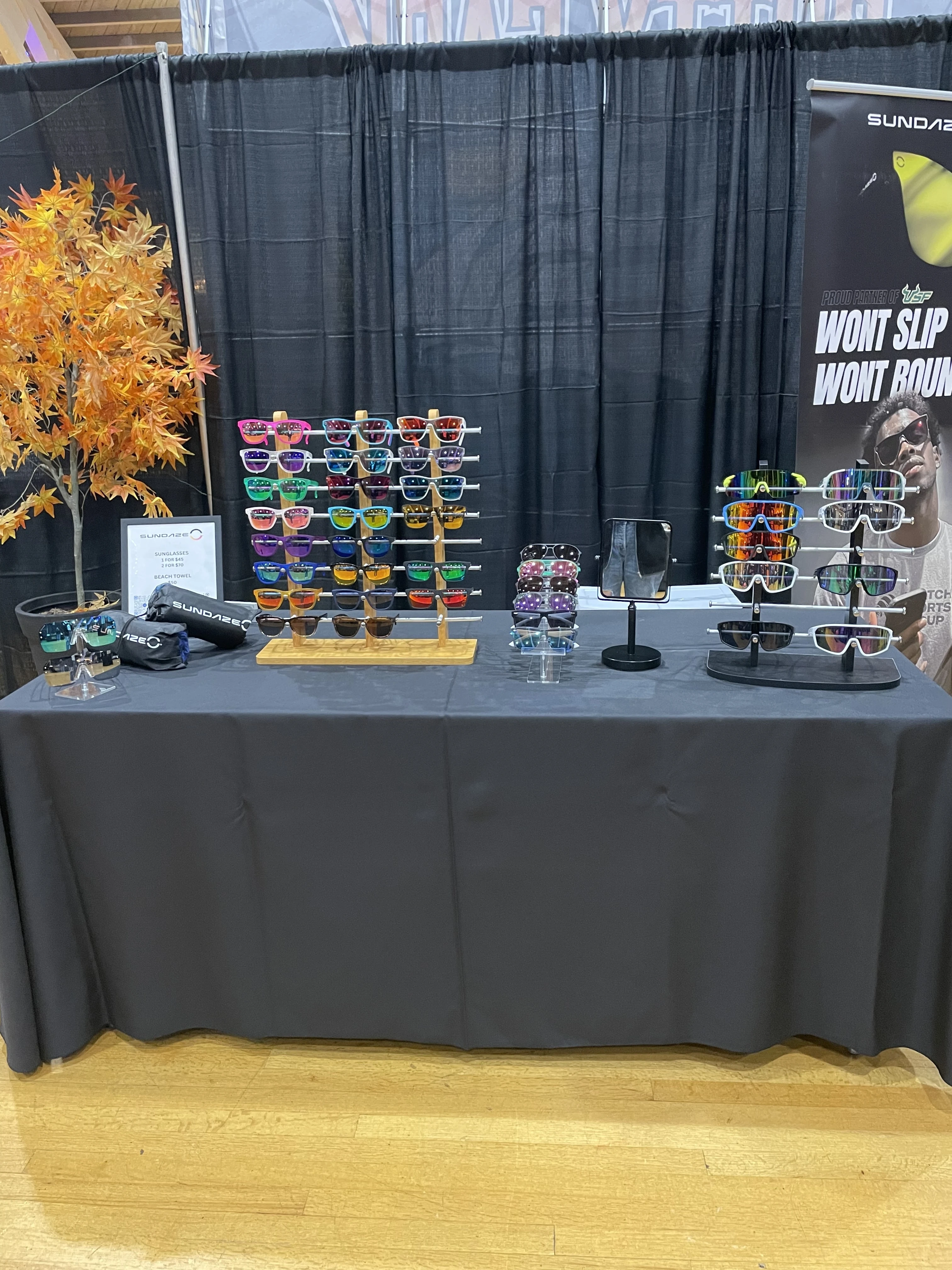 E Moran booth setup 1