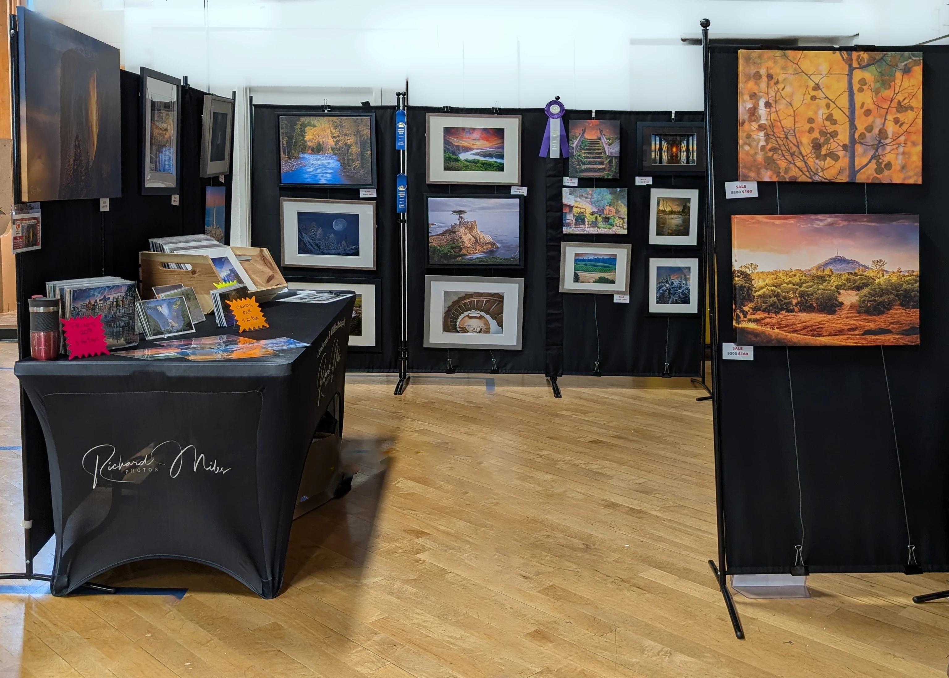 Richard Miles Photos booth setup 1