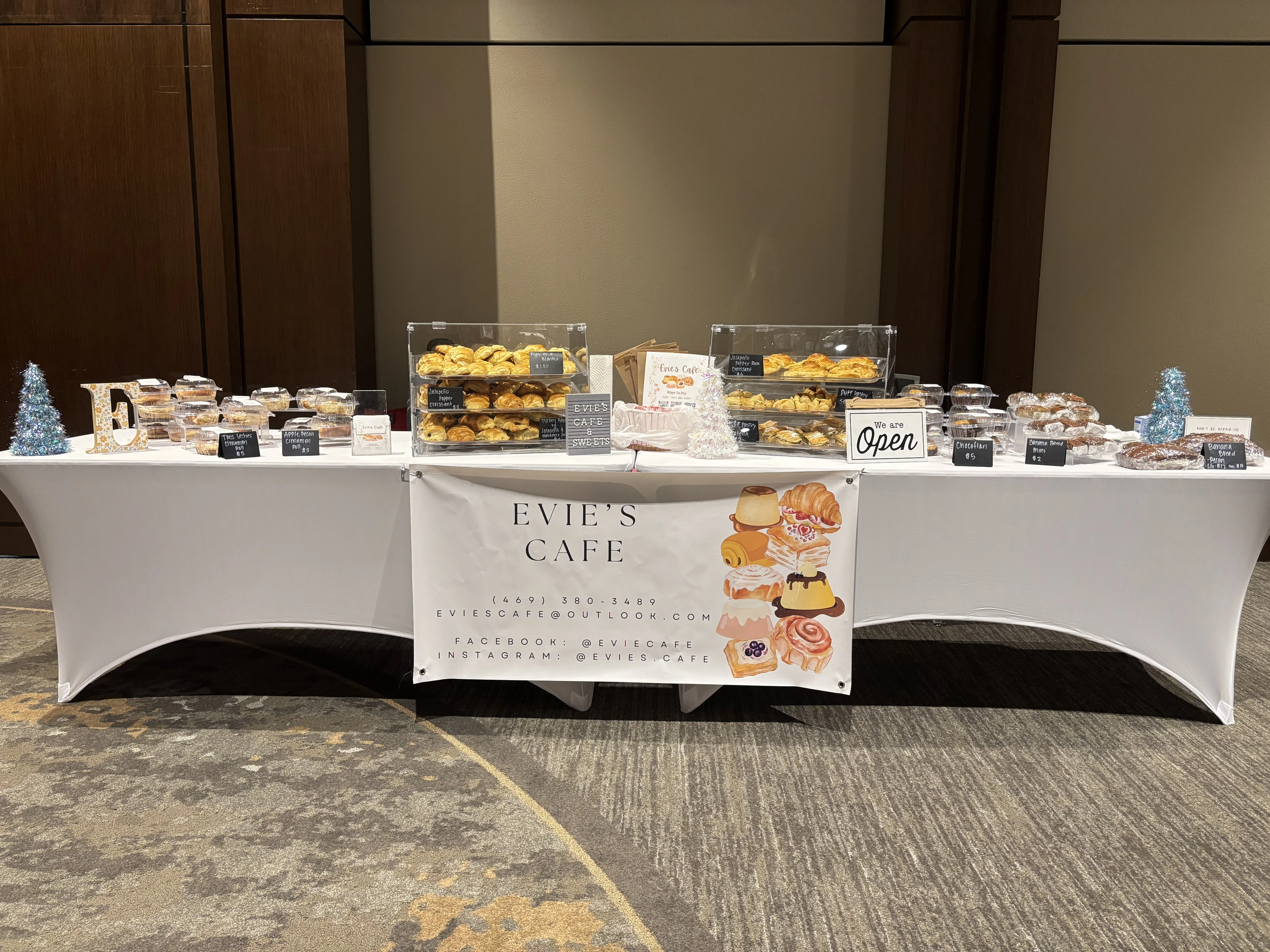 Evie’s Cafe booth setup 1