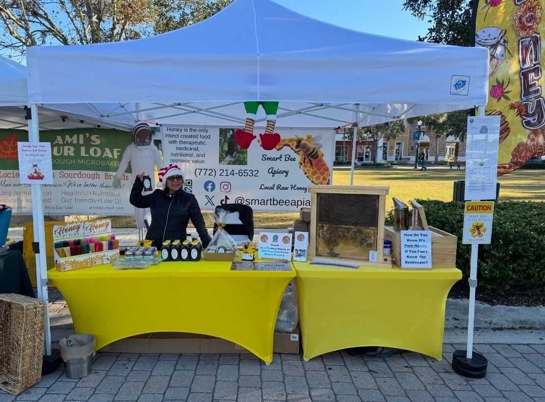 Smart Bee Apiary booth setup 1