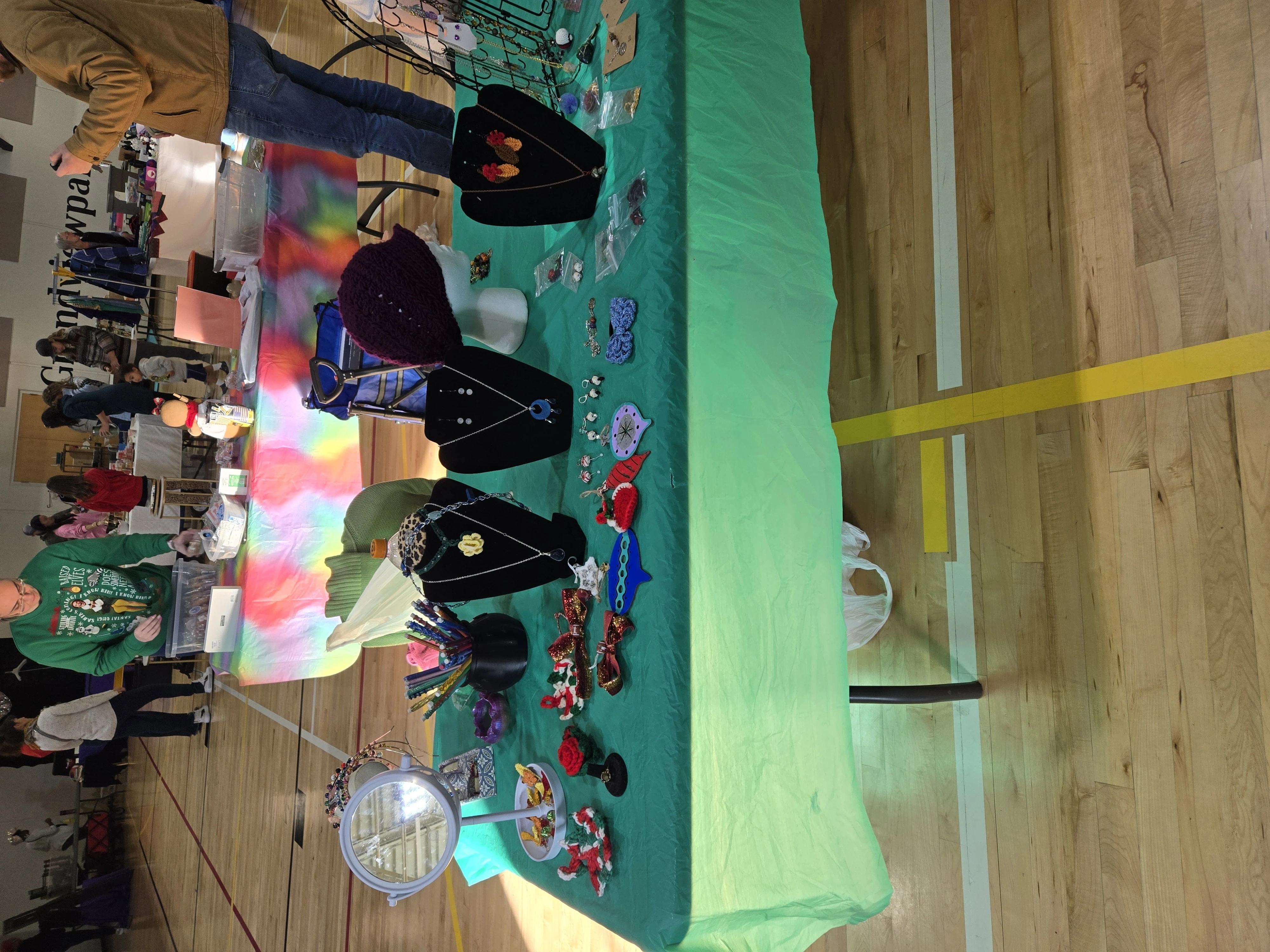The Emerald Artist booth setup 2