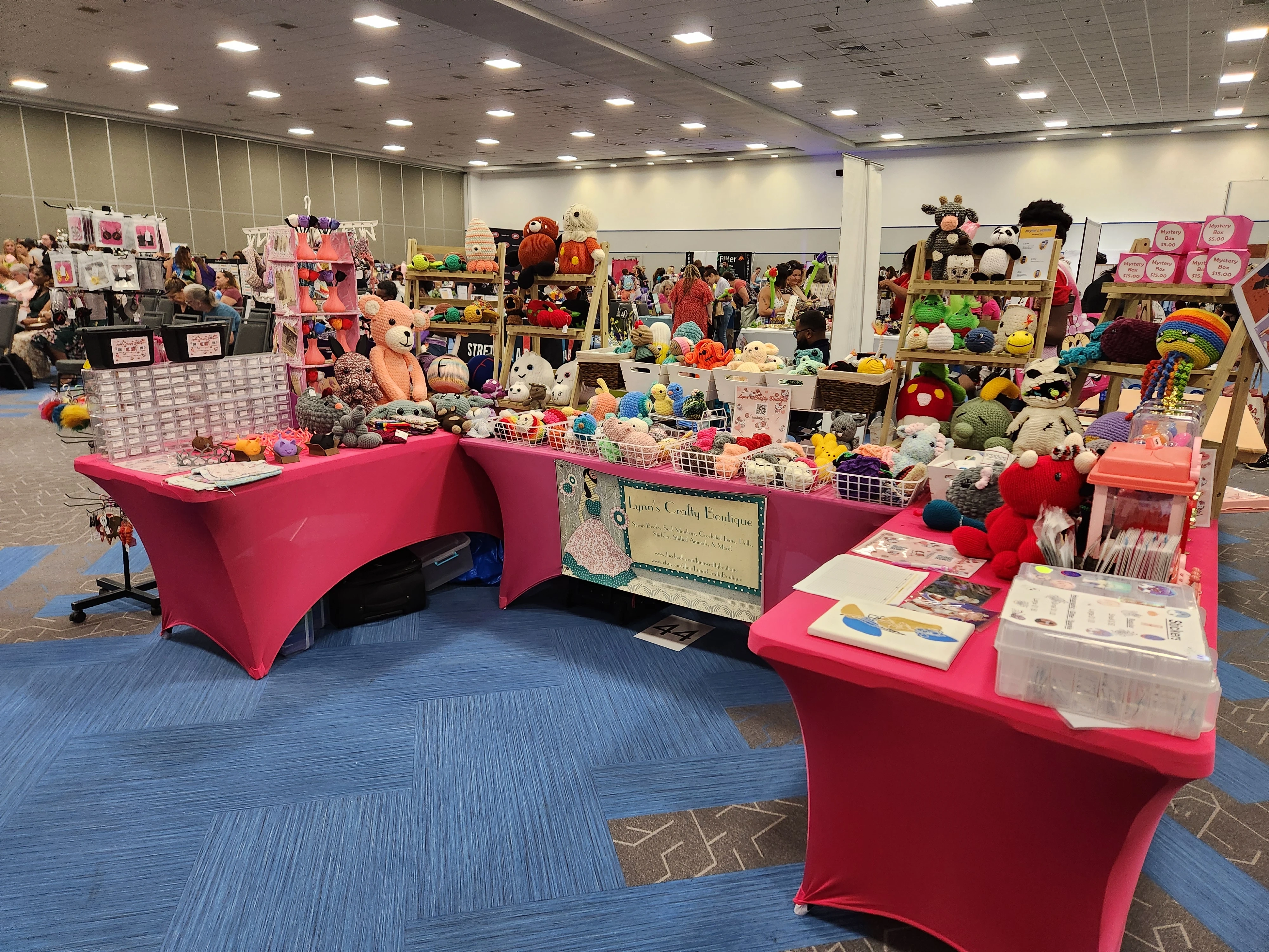 Stephanie Lynn Collins booth setup 1